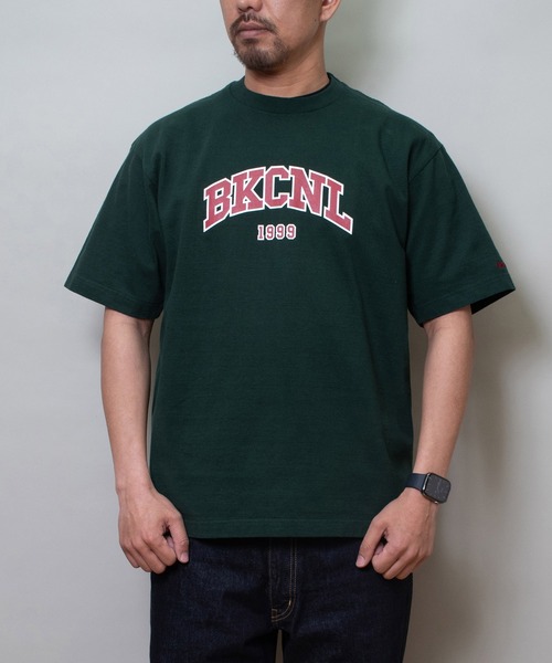 Back Channel(バックチャンネル)の「COLLEGE LOGO TEE(Tシャツ/カットソー・メンズ・グリーン/ブラック/チャコール・MEDIUM/XX-LARGE/X-LARGE/LARGE)」の12枚目の写真