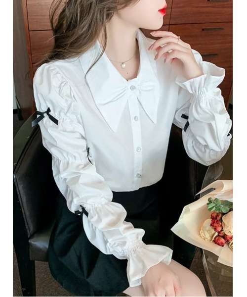 Chick（チック）の「Gather Sleeve Ribbon Blouse / ギャザースリーブリボンブラウス（シャツ/ブラウス・レディース・ホワイト・S/M/L）」の2枚目の写真