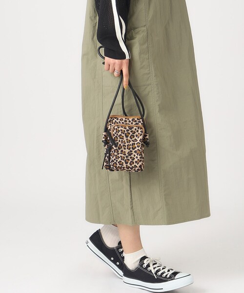 SHOO・LA・RUE(シューラルー)の「◆立体ポケットミニショルダーバッグ(ショルダーバッグ・レディース・ピンク系/ブラック/アイボリー/ダークブラウン系3・00)」の14枚目の写真