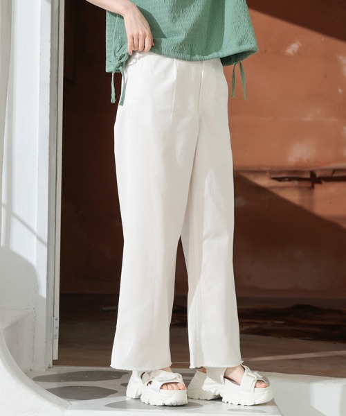 Honeys（ハニーズ）の「デニムワイドパンツ（デニムパンツ・レディース・ホワイト/ライトブルー/ブルー系その他・SS/LL/L/M/S）」の7枚目の写真