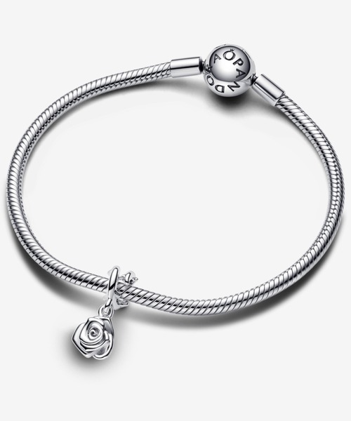 PANDORA（パンドラ）の「ローズ イン ブルーム ダングル チャーム（チャーム・レディース・シルバー・FREE）」の8枚目の写真