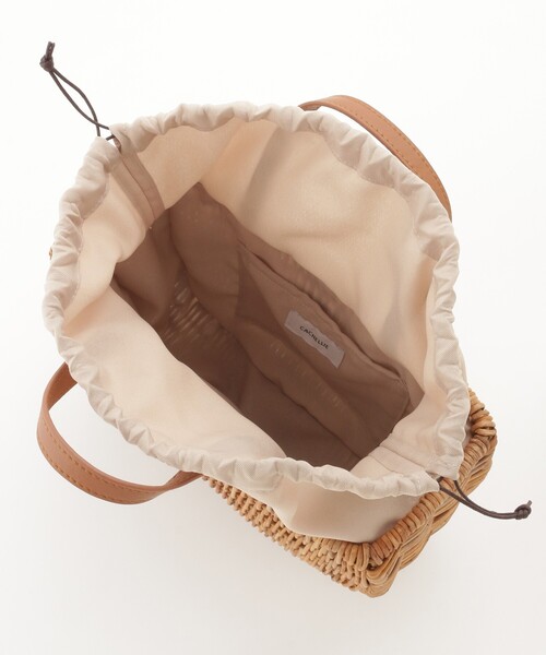 &Bridge(アンドブリッジ)の「cachellier(カシェリエ) 半月型かごバッグ大(BE)(ハンドバッグ・レディース・ナチュラル・99)」の4枚目の写真