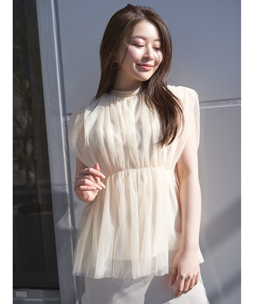 Stylevoice for xxx(スタイルヴォイスフォー)の「<尾崎真衣さんコラボ>ノースリーブチュールトップス(シャツ/ブラウス・レディース・チャコールグレー/ブラウン/ライトベージュ・FREE)」の21枚目の写真