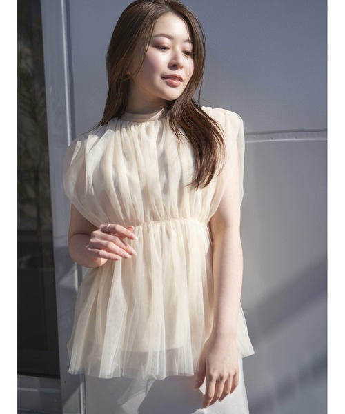 Stylevoice for xxx(スタイルヴォイスフォー)の「<尾崎真衣さんコラボ>ノースリーブチュールトップス(シャツ/ブラウス・レディース・チャコールグレー/ブラウン/ライトベージュ・FREE)」の20枚目の写真