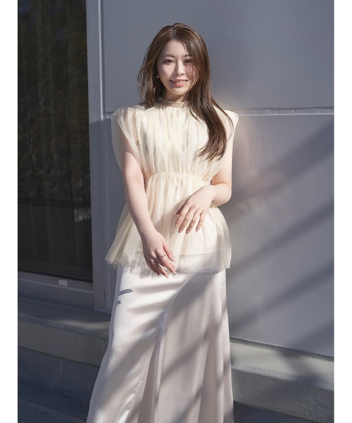 Stylevoice for xxx(スタイルヴォイスフォー)の「<尾崎真衣さんコラボ>ノースリーブチュールトップス(シャツ/ブラウス・レディース・チャコールグレー/ブラウン/ライトベージュ・FREE)」の14枚目の写真