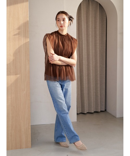 Stylevoice for xxx(スタイルヴォイスフォー)の「<尾崎真衣さんコラボ>ノースリーブチュールトップス(シャツ/ブラウス・レディース・チャコールグレー/ブラウン/ライトベージュ・FREE)」の13枚目の写真