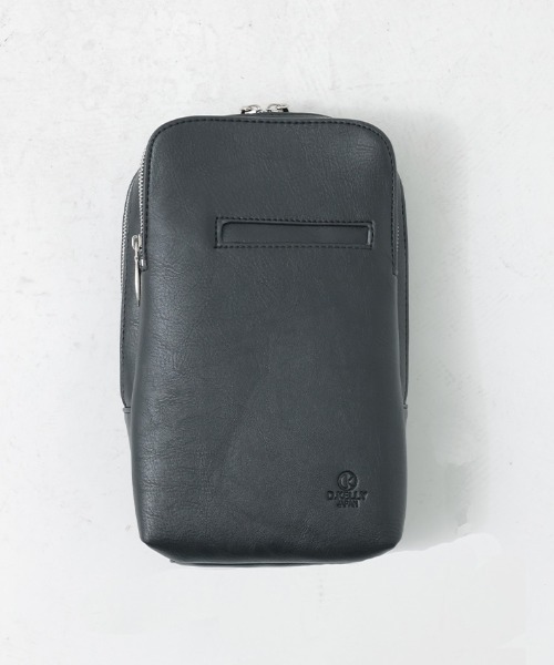 セール】D.KELLY フェイクレザーオープンポケットボディバッグ メンズ