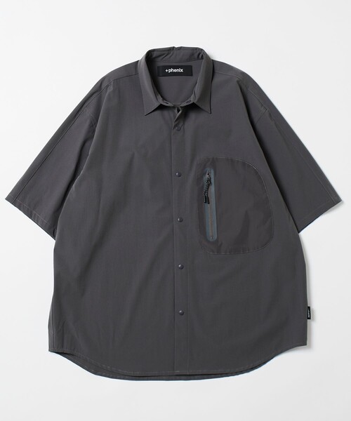 【セール】+phenix/プラスフェニックス TECH SS-SHIRT/テック ショートスリーブシャツ/半袖/リラックスフィット(シャツ/ブラウス)|+phenix(プラスフェニックス) 【セール】+phenix/プラスフェニックス TECH SS-SHIRT/テック ショートスリーブシャツ/半袖/リラックスフィット(シャツ/ブラウス)|+phenix(プラスフェニックス)