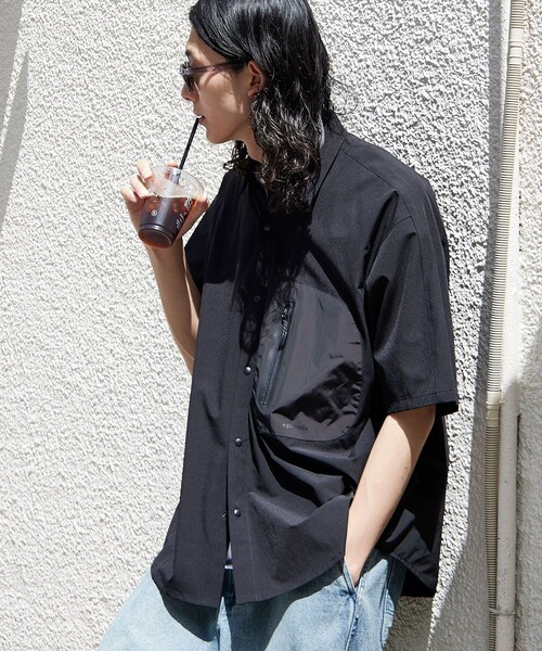 【セール】+phenix/プラスフェニックス TECH SS-SHIRT/テック ショートスリーブシャツ/半袖/リラックスフィット(シャツ/ブラウス)|+phenix(プラスフェニックス) 【セール】+phenix/プラスフェニックス TECH SS-SHIRT/テック ショートスリーブシャツ/半袖/リラックスフィット(シャツ/ブラウス)|+phenix(プラスフェニックス)