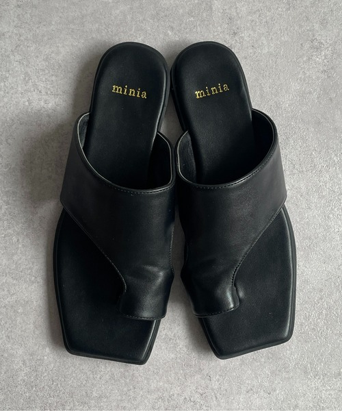 Thevon（ゼボン）の「スクエアトングサンダル（サンダル・レディース・ブラウン/ブラック/アイボリー・M/S/L）」の14枚目の写真