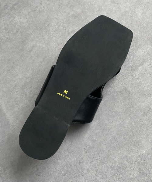 Thevon（ゼボン）の「スクエアトングサンダル（サンダル・レディース・ブラウン/ブラック/アイボリー・M/S/L）」の15枚目の写真