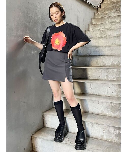 MURUA(ムルーア)の「スリットミニスカート(スカート・レディース・ブラック/ブルー/グレー・1/2)」の22枚目の写真