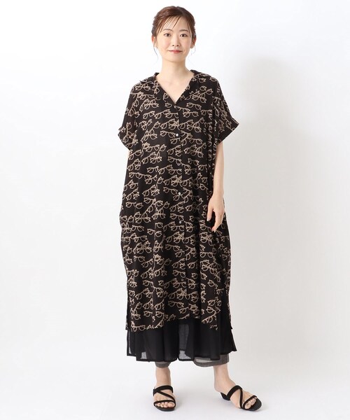 one'sterrace(ワンズテラス)の「メガネ 半袖前開きワンピース(ワンピース・レディース・ブラック系8/アイボリー系8・00)」の3枚目の写真