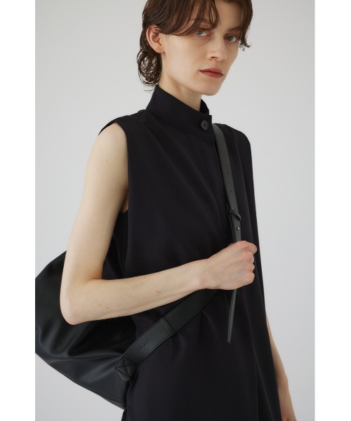 RIM.ARK(リムアーク)の「Minimal shoulder big bag ミニマルショルダービッグバッグ(ショルダーバッグ・レディース・ブラック・FREE)」の7枚目の写真