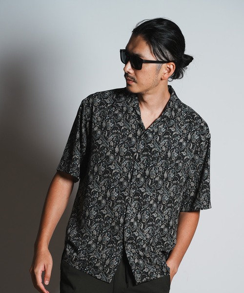 RATTLE TRAP（ラトルトラップ）の「ペイズリープリントオープンカラーシャツ（シャツ/ブラウス・メンズ・ブルー系その他/ブラック系その他・M/L/LL）」の2枚目の写真