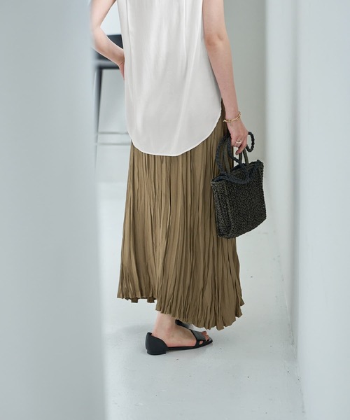 STYLE DELI(スタイルデリ)の「ランダムプリーツロングスカート(スカート・レディース・ゴールド系その他/ターコイズブルー・SMALL/MEDIUM)」の10枚目の写真