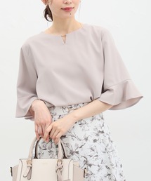 Honeys（ハニーズ）の「メタルパーツ付きフレアスリーブブラウス（シャツ/ブラウス）」