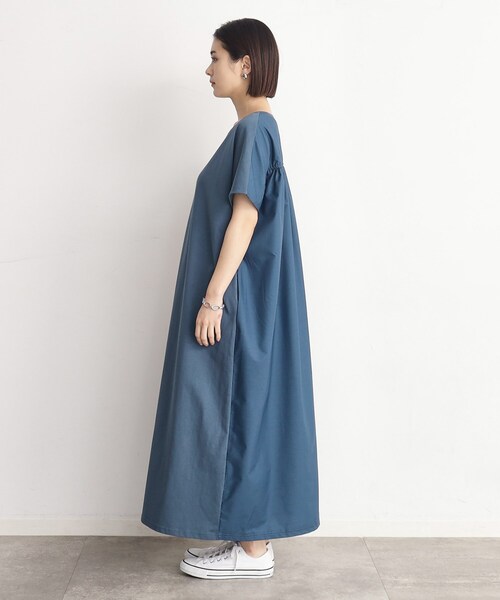 THE SHOP TK （ザ ショップ ティーケー ）の「◆バックギャザー切り替えワンピース【洗える】（ワンピース・レディース・ナチュラル/ブルー/ブラック・12/13）」の9枚目の写真