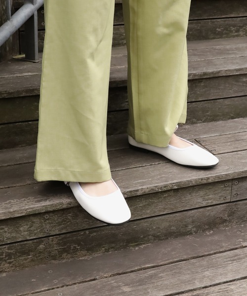 ROOPTOKYO（ループトウキョウ）の「ストラップシューズ メリージェーン（バレエシューズ・レディース・ホワイト/ブラウン系・23.5cm/24.5cm/23.0cm/24.0cm/25.0cm）」の12枚目の写真