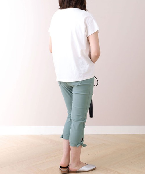 BELLUNA PLUS(ベルーナ)の「美脚ストレッチ裾リボンクロップド53丈(その他パンツ・レディース・ストライプ/ライトグレー/ライトブルーグレー/ブラック/グレイッシュベージュ/オフホワイト/セージグリーン・SMALL/MEDIUM/LARGE/X-LARGE)」の17枚目の写真