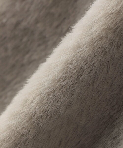 SHIPS（シップス）の「SHIPS KIDS:85～95cm / フェイクファー×リバティ ベスト（ベスト・キッズ・グレー系/ベージュ系・X-SMALL）」の5枚目の写真