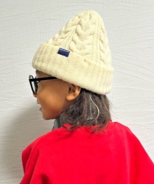 Moujonjon(ムージョンジョン)の「アラン編みニットキャップ(ニットキャップ/ビーニー・キッズ・ネイビー/レッド/オフホワイト・49/53/56)」の7枚目の写真