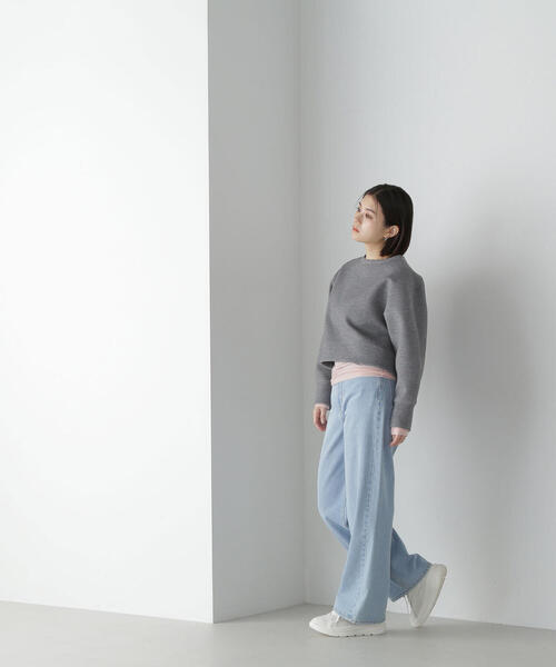 NATURAL BEAUTY BASIC(ナチュラルビューティーベーシック)の「◇【Oggi掲載】ダンボールシリーズ クロップドフォルムプルオーバー(スウェット・レディース・オフホワイト/チャコールグレー/グレー・FREE)」の9枚目の写真