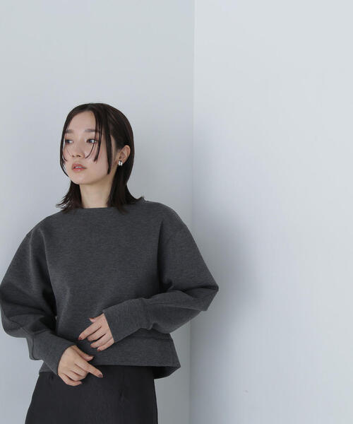 NATURAL BEAUTY BASIC(ナチュラルビューティーベーシック)の「◇【Oggi掲載】ダンボールシリーズ クロップドフォルムプルオーバー(スウェット・レディース・オフホワイト/チャコールグレー/グレー・FREE)」の21枚目の写真