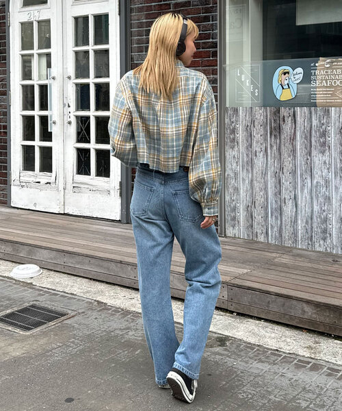 CIAOPANIC(チャオパニック)の「ショート丈チェックシャツ(シャツ/ブラウス・レディース・イエロー/レッド/ブルー・ONE SIZE)」の4枚目の写真