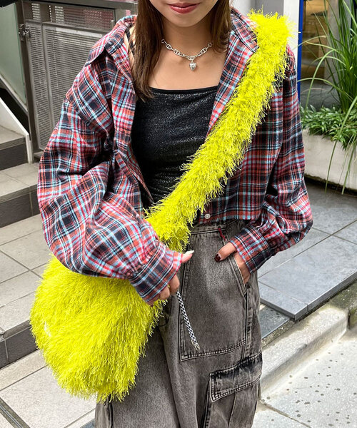 CIAOPANIC(チャオパニック)の「ショート丈チェックシャツ(シャツ/ブラウス・レディース・イエロー/レッド/ブルー・ONE SIZE)」の5枚目の写真