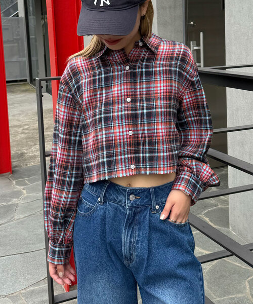 CIAOPANIC(チャオパニック)の「ショート丈チェックシャツ(シャツ/ブラウス・レディース・イエロー/レッド/ブルー・ONE SIZE)」の9枚目の写真