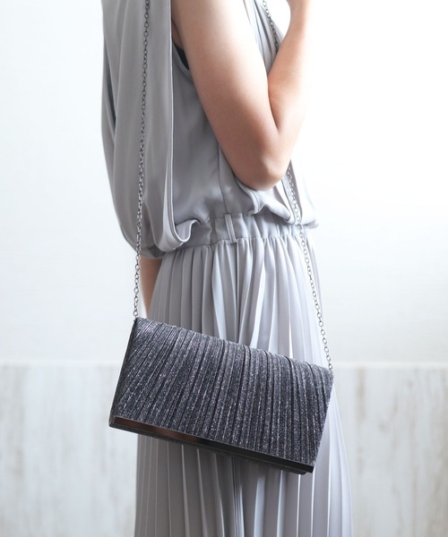 florist(フローリスト)の「【2way】シャイニーレイオケージョンクラッチバッグ(クラッチバッグ・レディース・ゴールド/ピンク/ブラック/チャコールグレー/シルバー・FREE)」の7枚目の写真