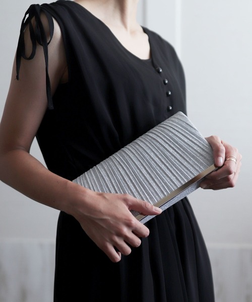 florist(フローリスト)の「【2way】シャイニーレイオケージョンクラッチバッグ(クラッチバッグ・レディース・ゴールド/ピンク/ブラック/チャコールグレー/シルバー・FREE)」の10枚目の写真