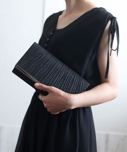 florist(フローリスト)の「【2way】シャイニーレイオケージョンクラッチバッグ(クラッチバッグ・レディース・ゴールド/ピンク/ブラック/チャコールグレー/シルバー・FREE)」の11枚目の写真