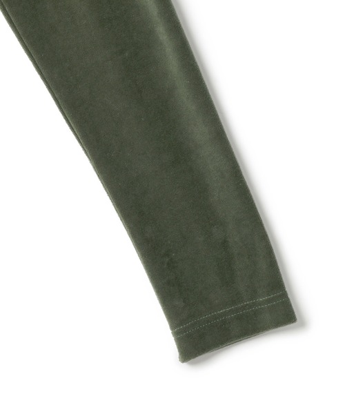 ADAM ET ROPE'(アダムエロペ)の「【ADAM ET ROPE'】ベロア BOTANICAL DYED LOOSE DRESS(ワンピース・レディース・ブラック/モスグリーン・FREE)」の7枚目の写真