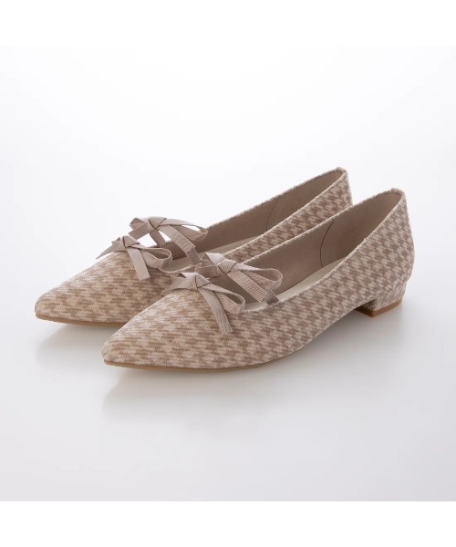 Launa lea（ラウナレア）の「ダブルリボンポインテッドトゥフラットパンプス(0572)（パンプス・レディース・アイボリー/ブラック/ピンクベージュ/ピンク/ホワイト系その他/ライトブルー/レッド/モカ/ベージュ系その他・23.0cm/23.5cm/24.0cm/24.5cm/22.5cm/25.0cm/22.0cm）」の11枚目の写真