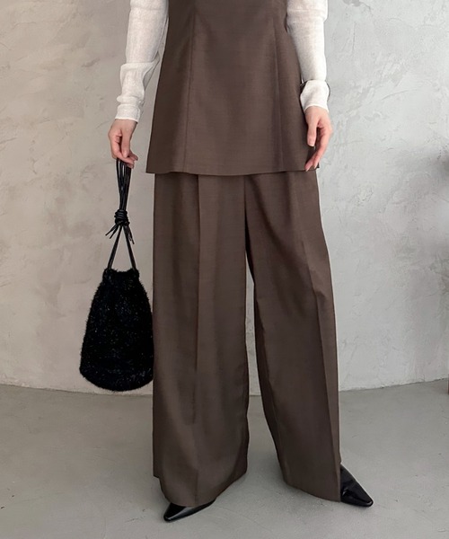 Doux archives（ドゥアルシーヴ）の「【setup可能】ツータックストレートパンツ（スラックス・レディース・ブラウン/ブラック/グレー・38）」の3枚目の写真