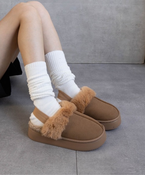 Fabby fabby（ファビィーファビィー）の「スリングバックムートンサンダル（スリッポン・レディース・キャメル/ベージュ/ブラック/グレー・MEDIUM/LARGE）」の16枚目の写真