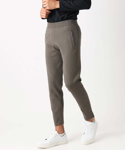 MICHEL KLEIN HOMME (ミッシェルクランオム)の「ハイゲージニットリラックスパンツ セットアップ(その他パンツ・メンズ・ブラック/ブラウン・MEDIUM/LARGE/X-LARGE)」の3枚目の写真