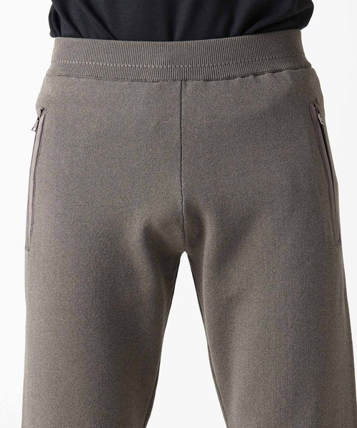 MICHEL KLEIN HOMME (ミッシェルクランオム)の「ハイゲージニットリラックスパンツ セットアップ(その他パンツ・メンズ・ブラック/ブラウン・MEDIUM/LARGE/X-LARGE)」の9枚目の写真
