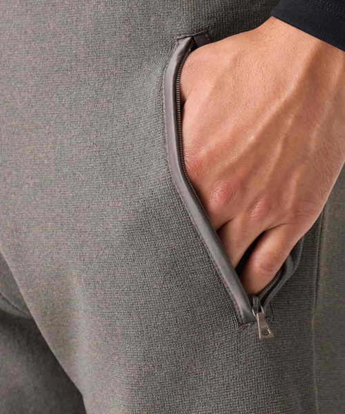 MICHEL KLEIN HOMME (ミッシェルクランオム)の「ハイゲージニットリラックスパンツ セットアップ(その他パンツ・メンズ・ブラック/ブラウン・MEDIUM/LARGE/X-LARGE)」の10枚目の写真