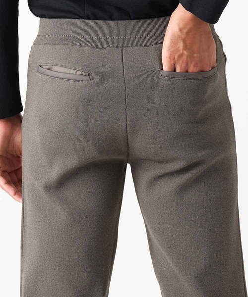 MICHEL KLEIN HOMME (ミッシェルクランオム)の「ハイゲージニットリラックスパンツ セットアップ(その他パンツ・メンズ・ブラック/ブラウン・MEDIUM/LARGE/X-LARGE)」の12枚目の写真
