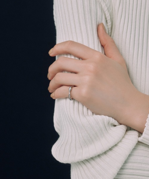 novice（ノーヴィス）の「【novice】Lava Pinky Ring［Stainless］（リング・レディース・ゴールド/シルバー・FREE）」の10枚目の写真