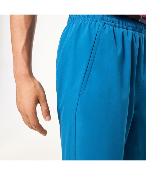 OAKLEY(オークリー)の「【現品限り】オークリー SLANT PLAIN SHORTS 9INCH 8.0 /SHORTS ショートパンツ・ショーツ/TRAINING スポーツ・トレーニング/OAKLEY(その他パンツ・メンズ・ホワイト/ブラック/ブルー・M/S/L)」の8枚目の写真