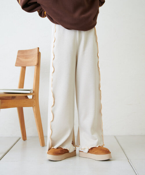 w closet（ダブルクローゼット）の「【ラメ生地】フリルラメパンツ（その他パンツ・レディース・ブラック/アイボリー/ピンク・FREE）」の5枚目の写真
