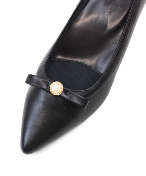 VIVIAN（ヴィヴィアン）の「履きごこちやみつき感激 ポインテッドトゥパールリボン5cmヒールパンプス（パンプス・レディース・ブラック×ブラック/ブラック系その他2/ホワイト×ホワイト・21.5/22/22.5/23/23.5/24/24.5/25/25.5/26）」の14枚目の写真