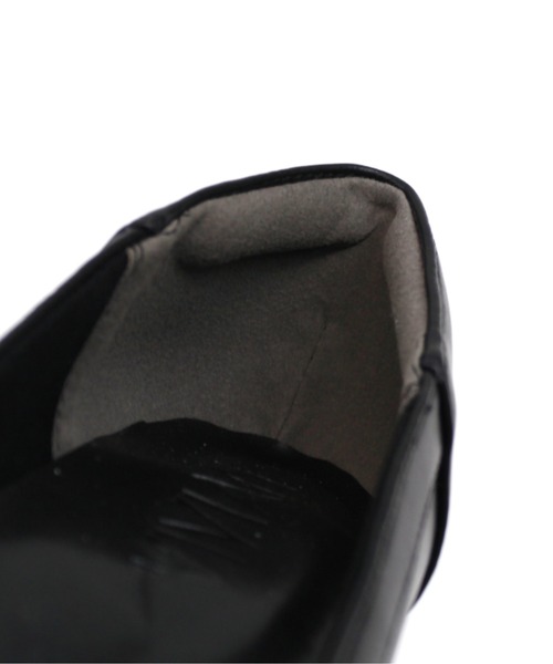 VIVIAN（ヴィヴィアン）の「履きごこちやみつき感激 ポインテッドトゥパールリボン5cmヒールパンプス（パンプス・レディース・ブラック×ブラック/ブラック系その他2/ホワイト×ホワイト・21.5/22/22.5/23/23.5/24/24.5/25/25.5/26）」の17枚目の写真