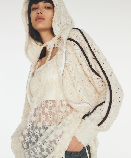 FOREVER 21(フォーエバー トゥエンティーワン)の「【2025SS】ダブルZIPモコモコニットブルゾン(カーディガン/ボレロ・レディース・グレー/オフホワイト/ブラック・FREE)」の1枚目の写真