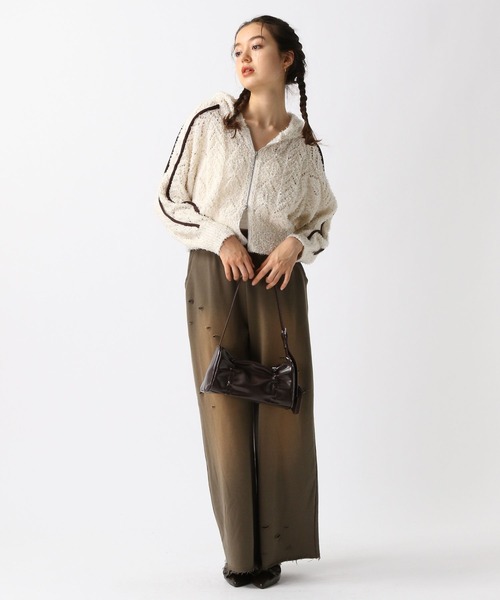 FOREVER 21(フォーエバー トゥエンティーワン)の「【2025SS】ダブルZIPモコモコニットブルゾン(カーディガン/ボレロ・レディース・グレー/オフホワイト/ブラック・FREE)」の6枚目の写真