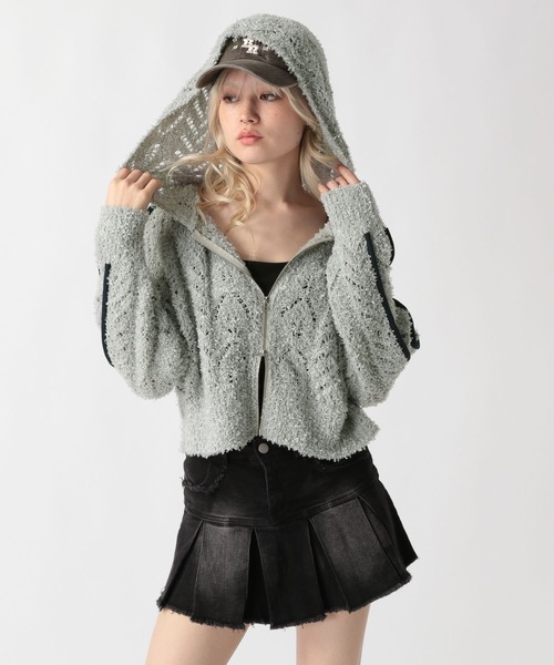 FOREVER 21(フォーエバー トゥエンティーワン)の「【2025SS】ダブルZIPモコモコニットブルゾン(カーディガン/ボレロ・レディース・グレー/オフホワイト/ブラック・FREE)」の18枚目の写真